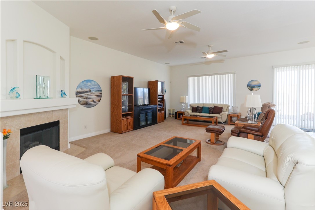 814 Lake Hill Drive