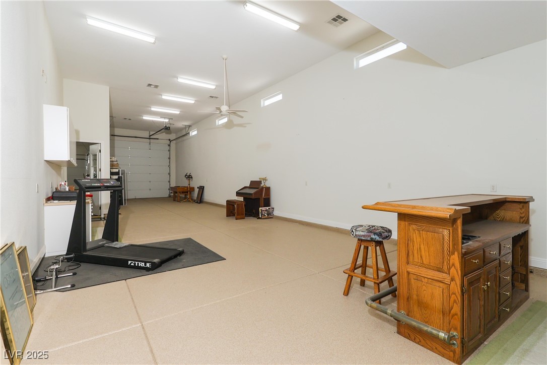 814 Lake Hill Drive