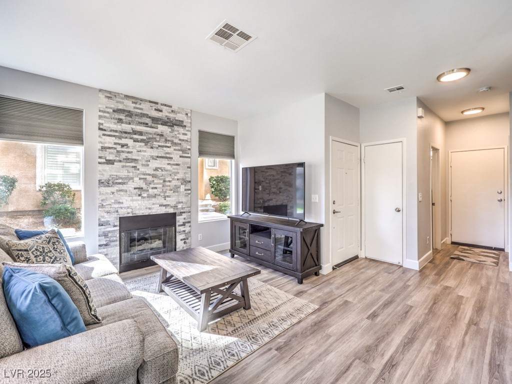 251 South Green Valley Parkway 3412