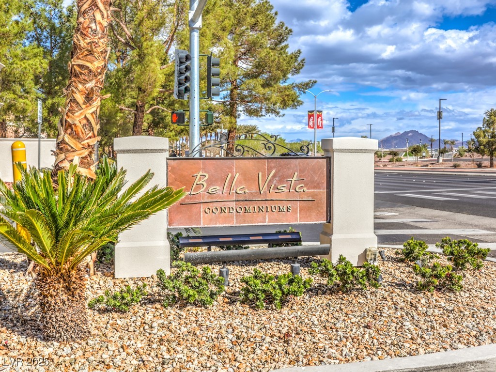 251 South Green Valley Parkway 3412
