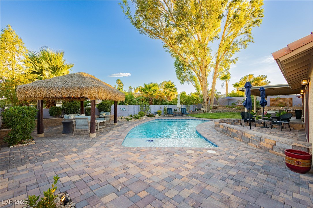 3227 Paintedhills Avenue