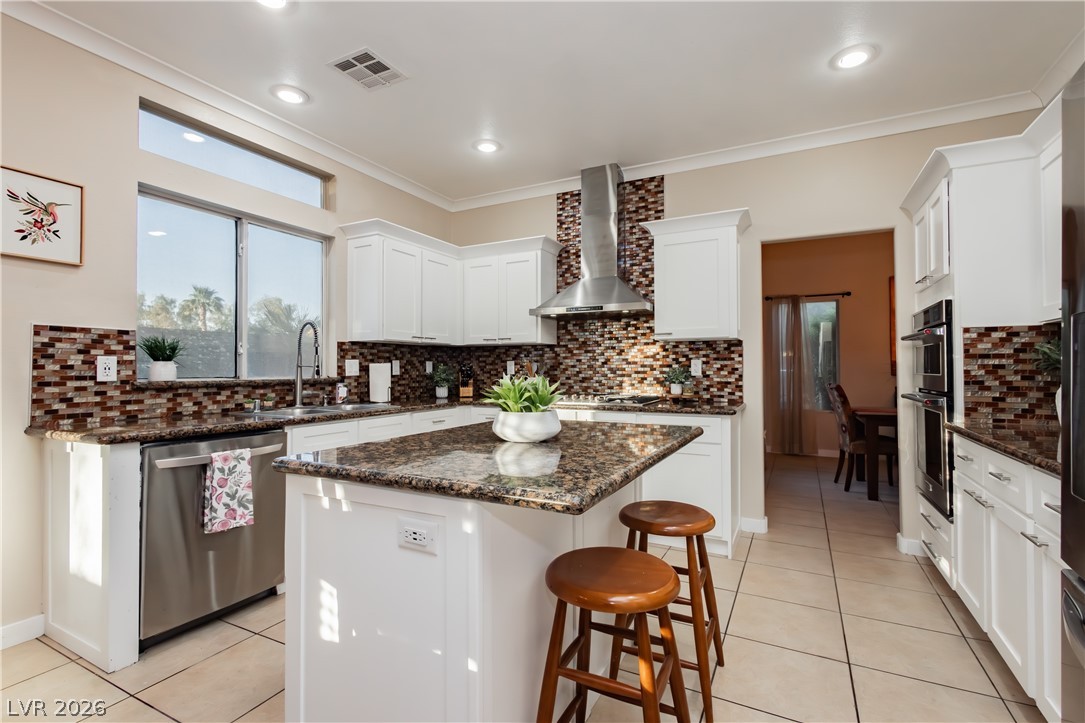 980 Upper Meadows Place