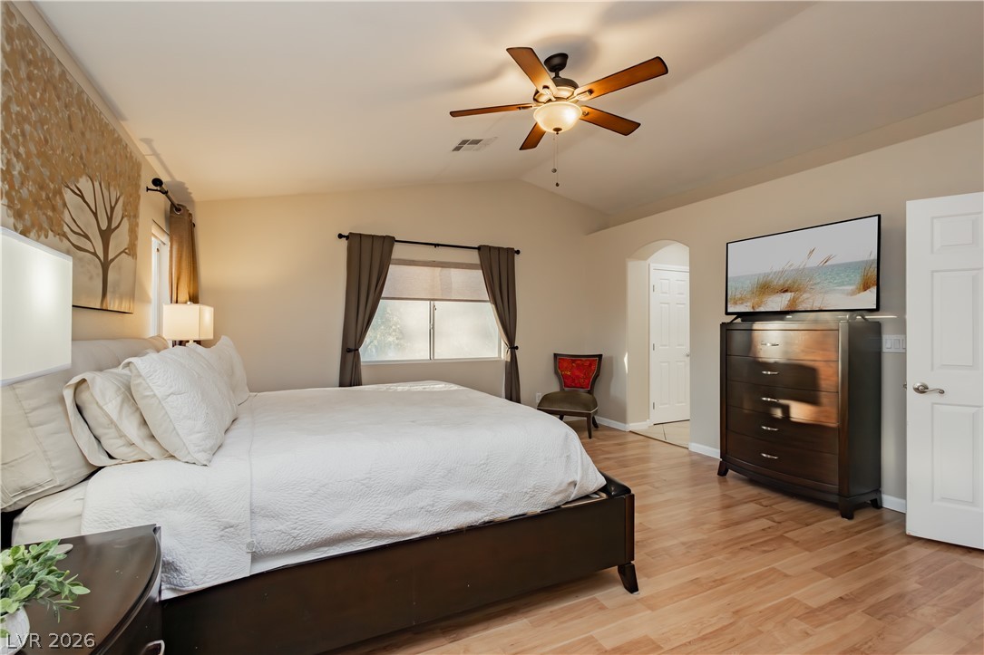 980 Upper Meadows Place
