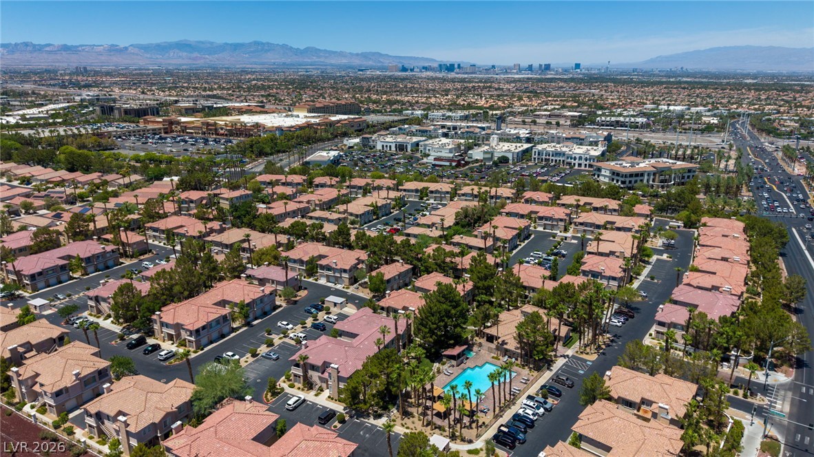 251 South Green Valley Parkway 5514