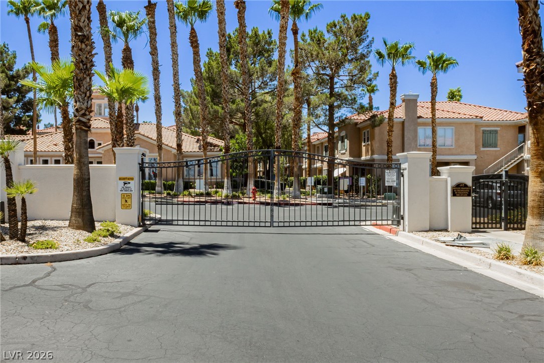 251 South Green Valley Parkway 5514