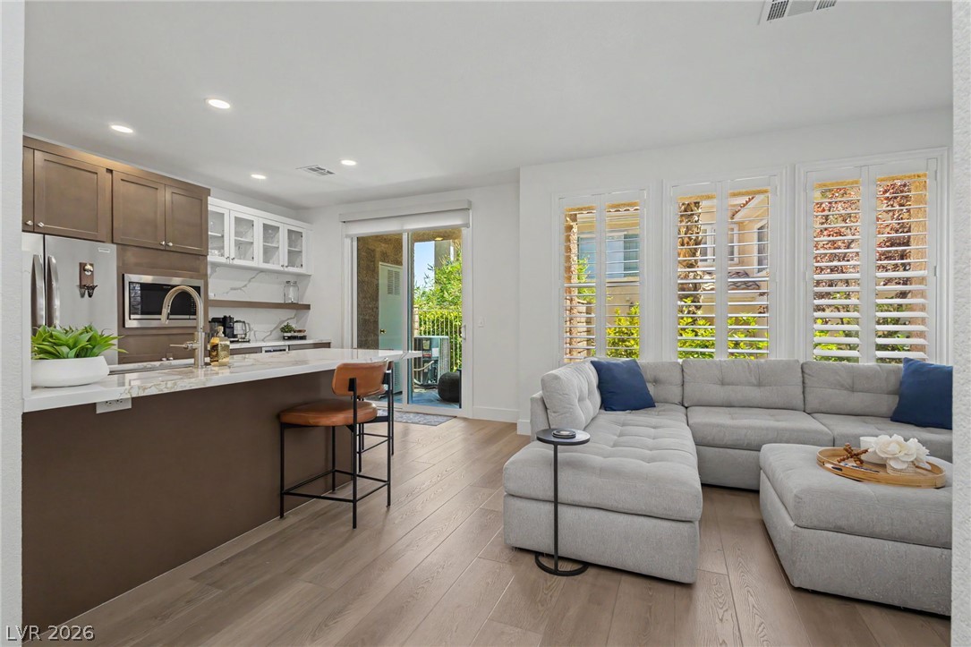 251 South Green Valley Parkway 5514