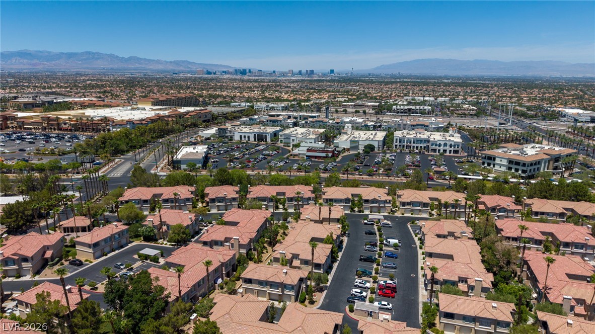 251 South Green Valley Parkway 5514