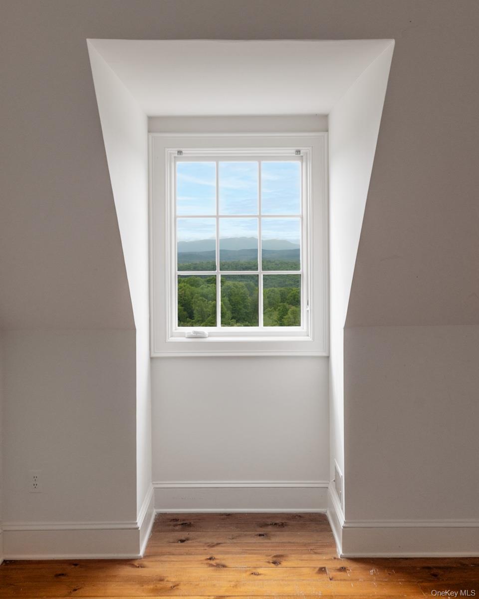 26 Mountain Farm Road