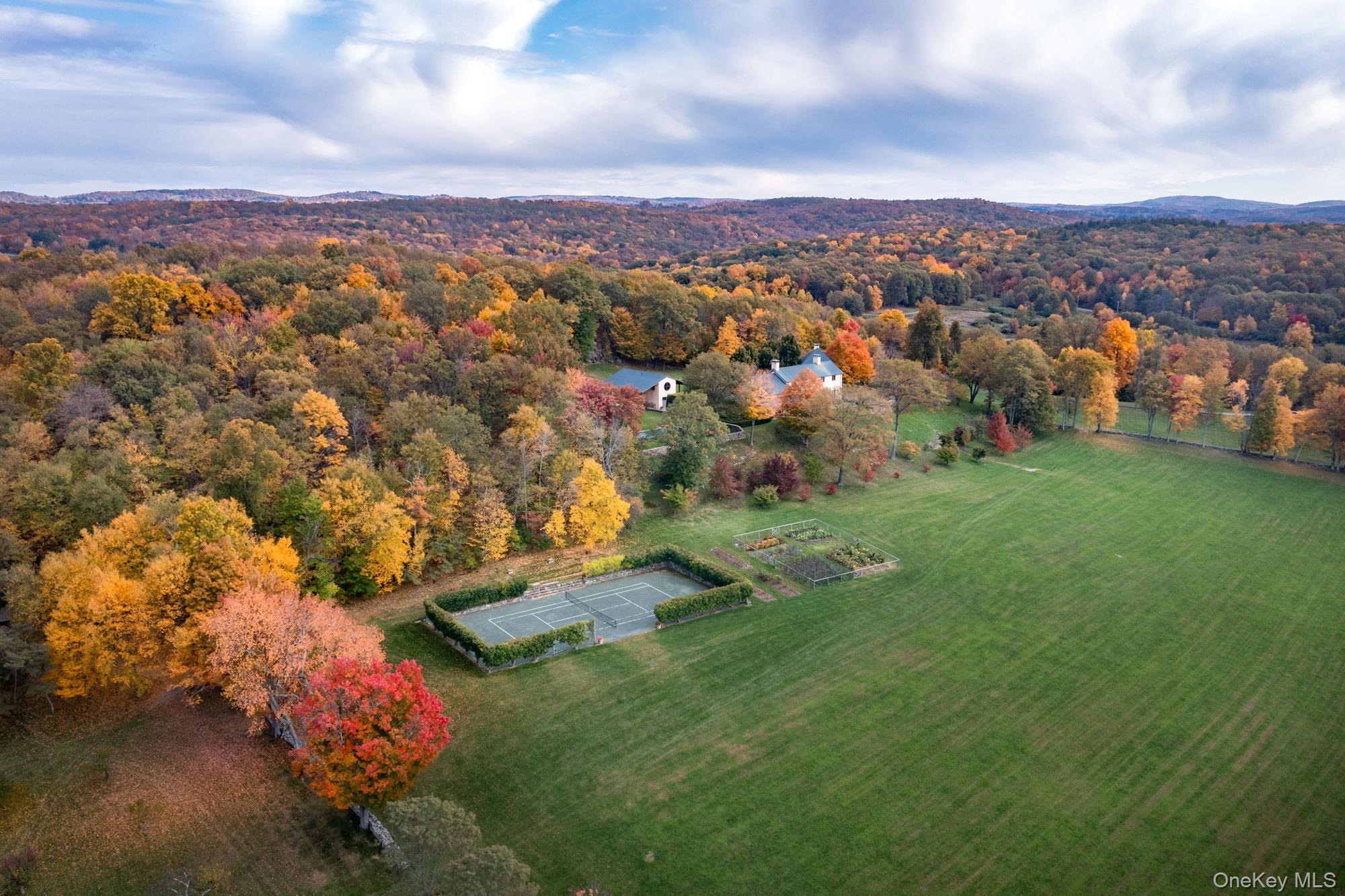 129 West Meadow Lane