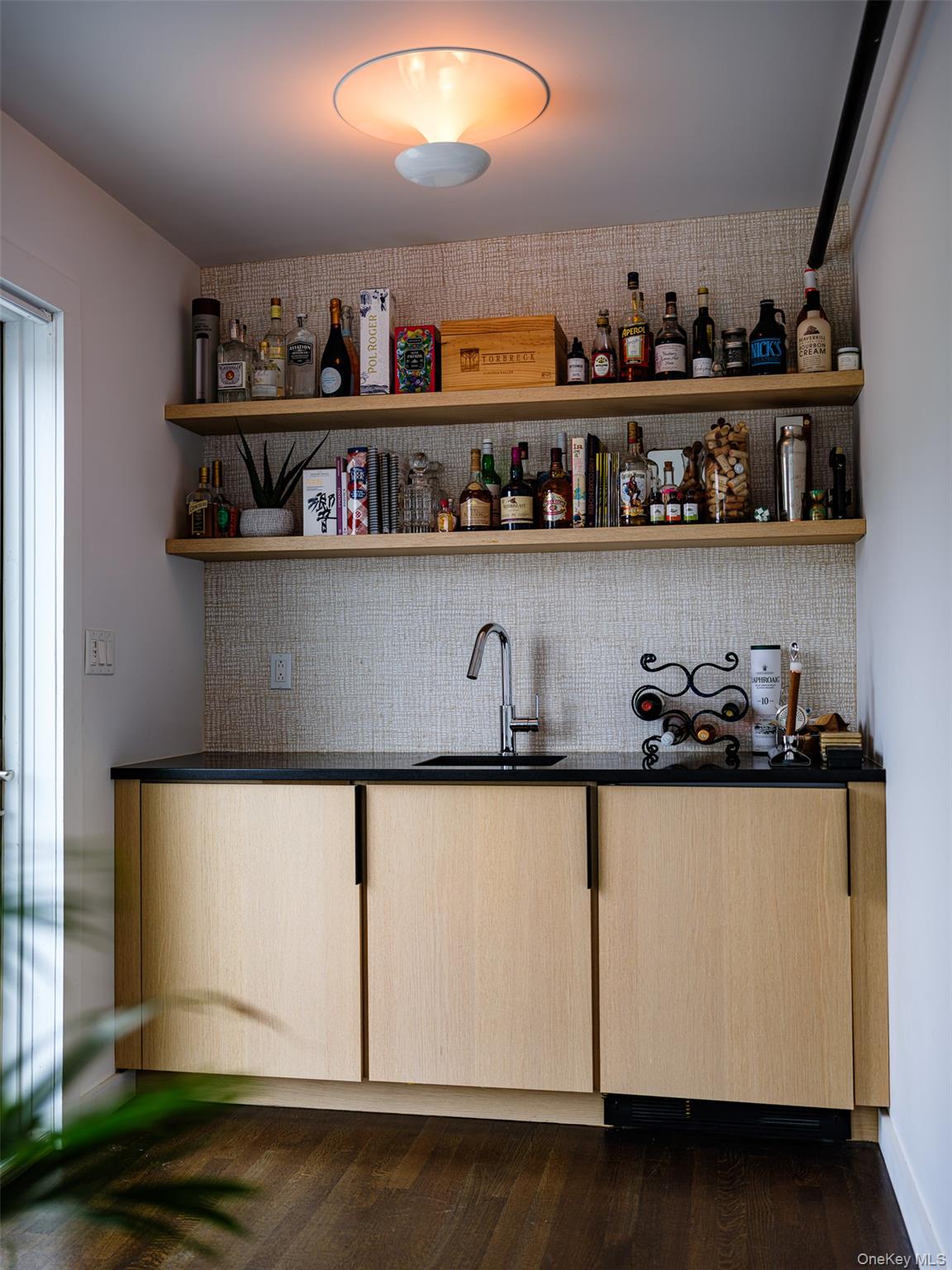 1 E Main Street Unit: 402