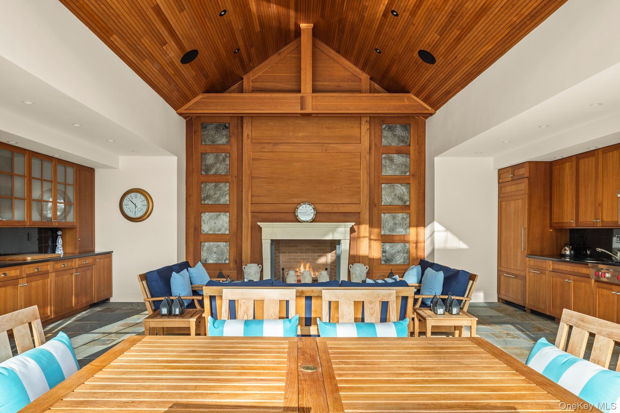 482 Overlook Road