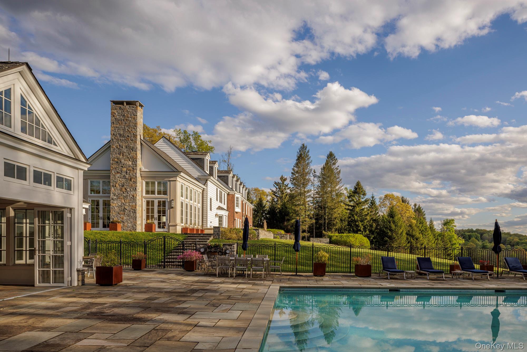 482 Overlook Road
