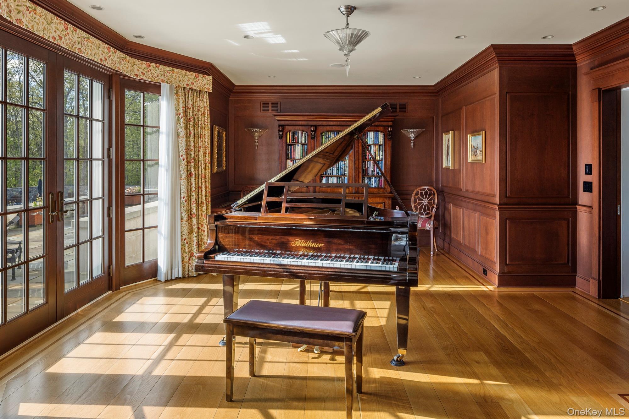 482 Overlook Road