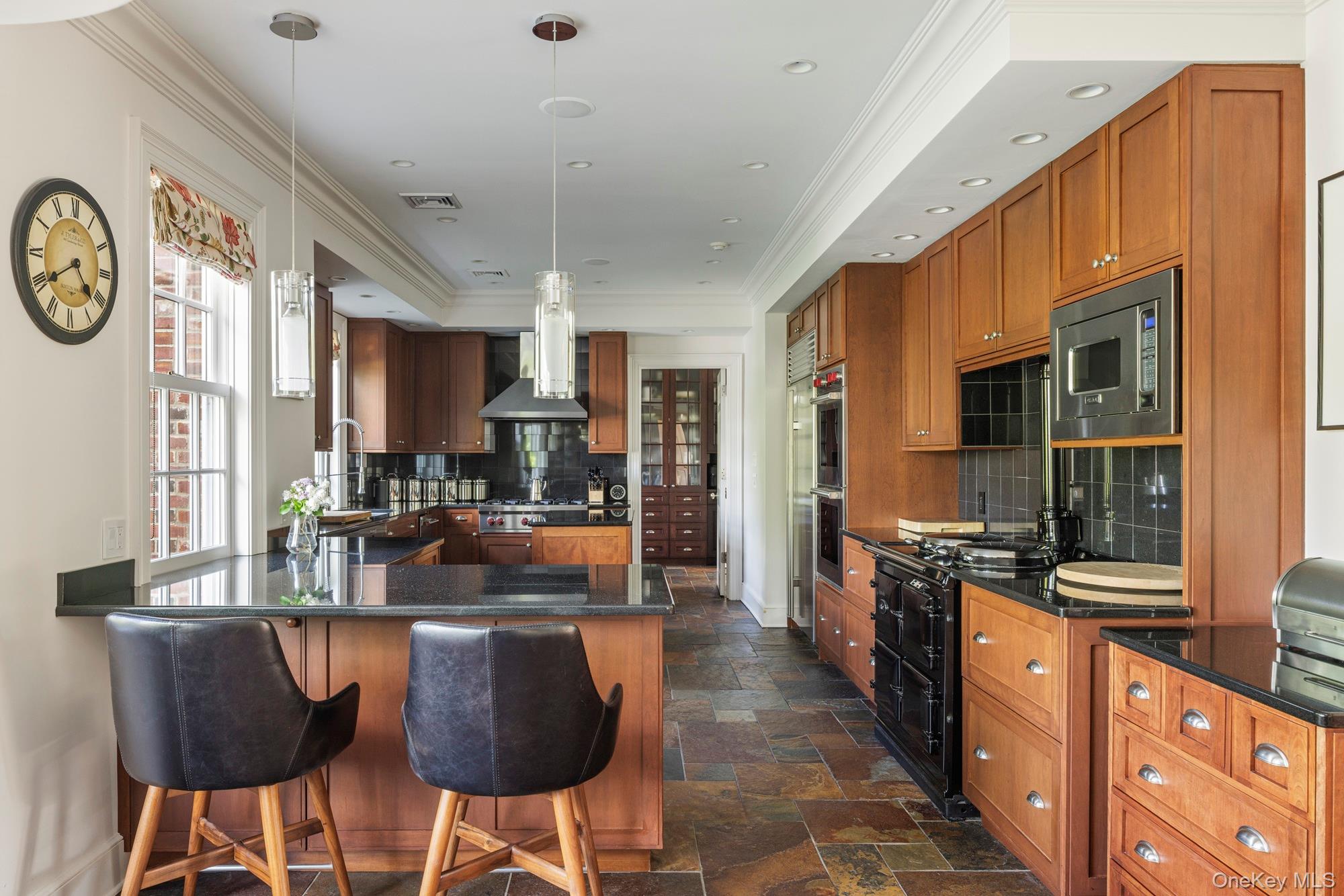 482 Overlook Road