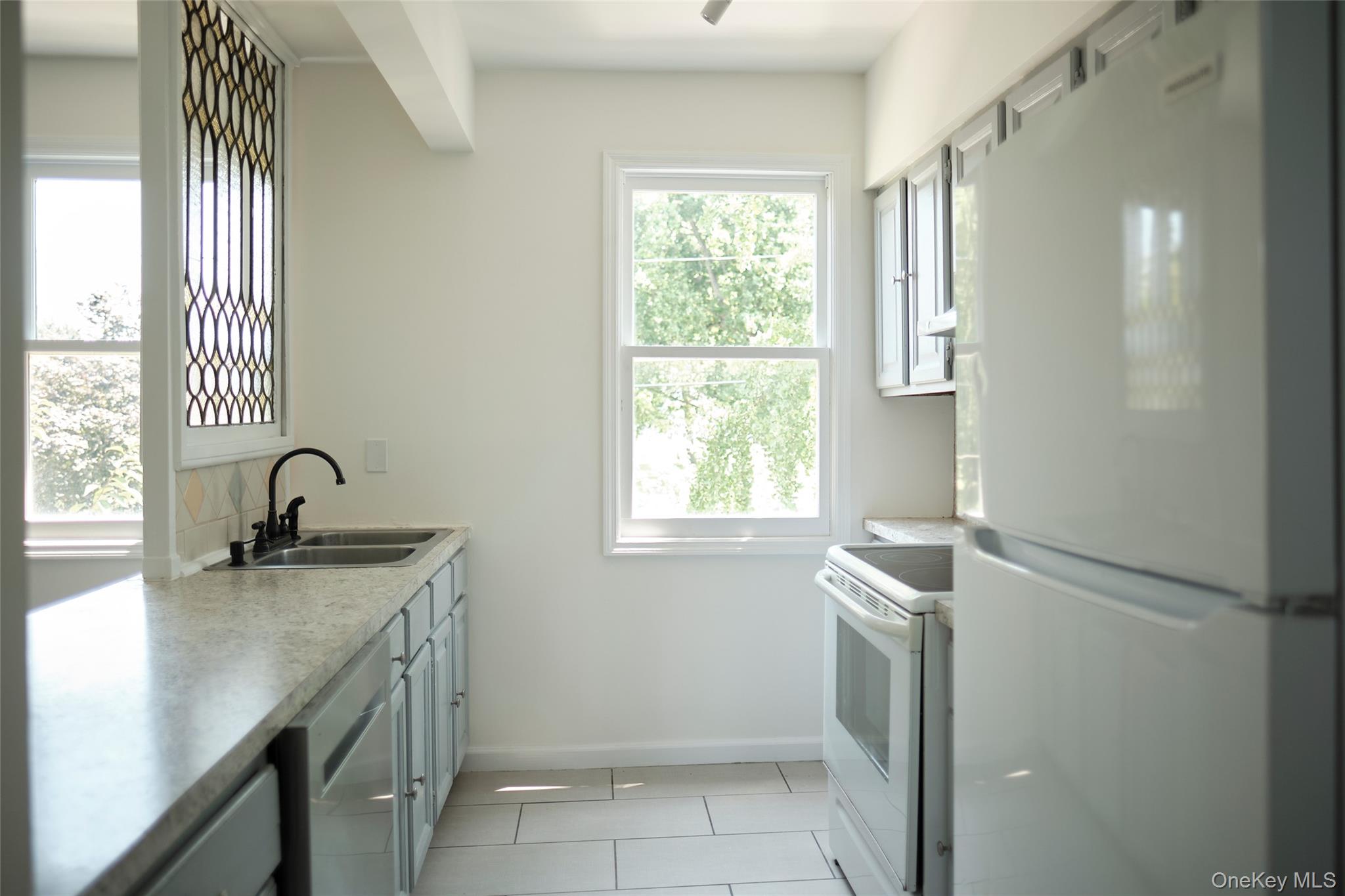 95 Liberty Street Unit: 2