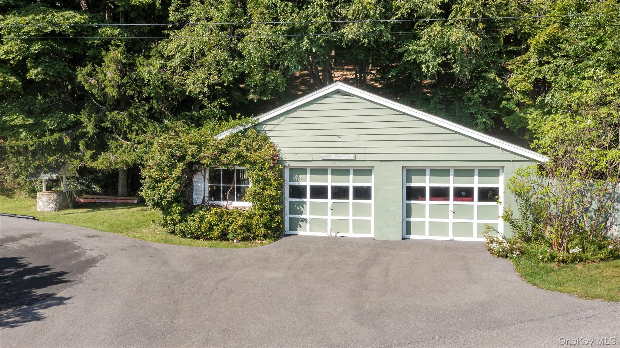 81 Tinker Hill Road