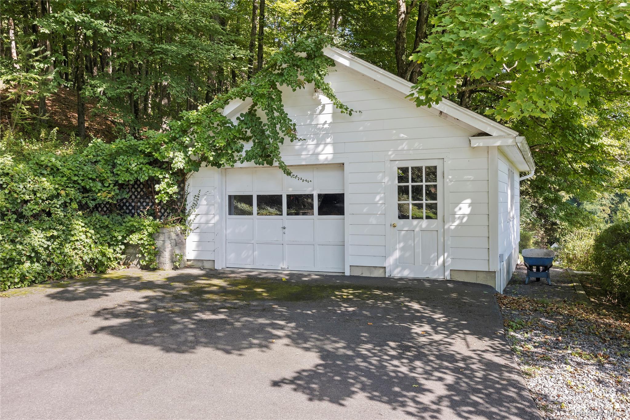 81 Tinker Hill Road