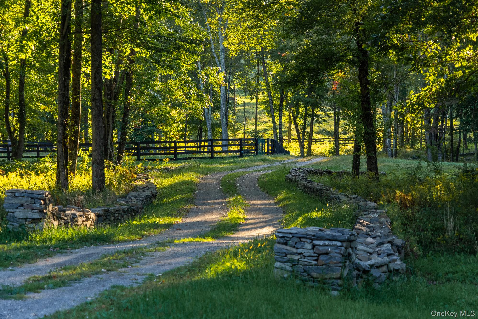 78-90 Spooky Hollow Road