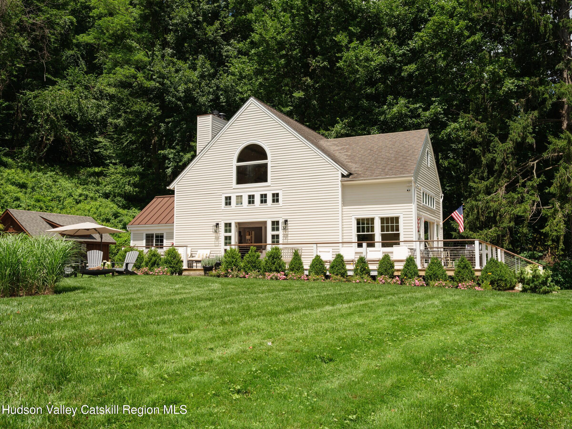 121 Queechy Lake Drive