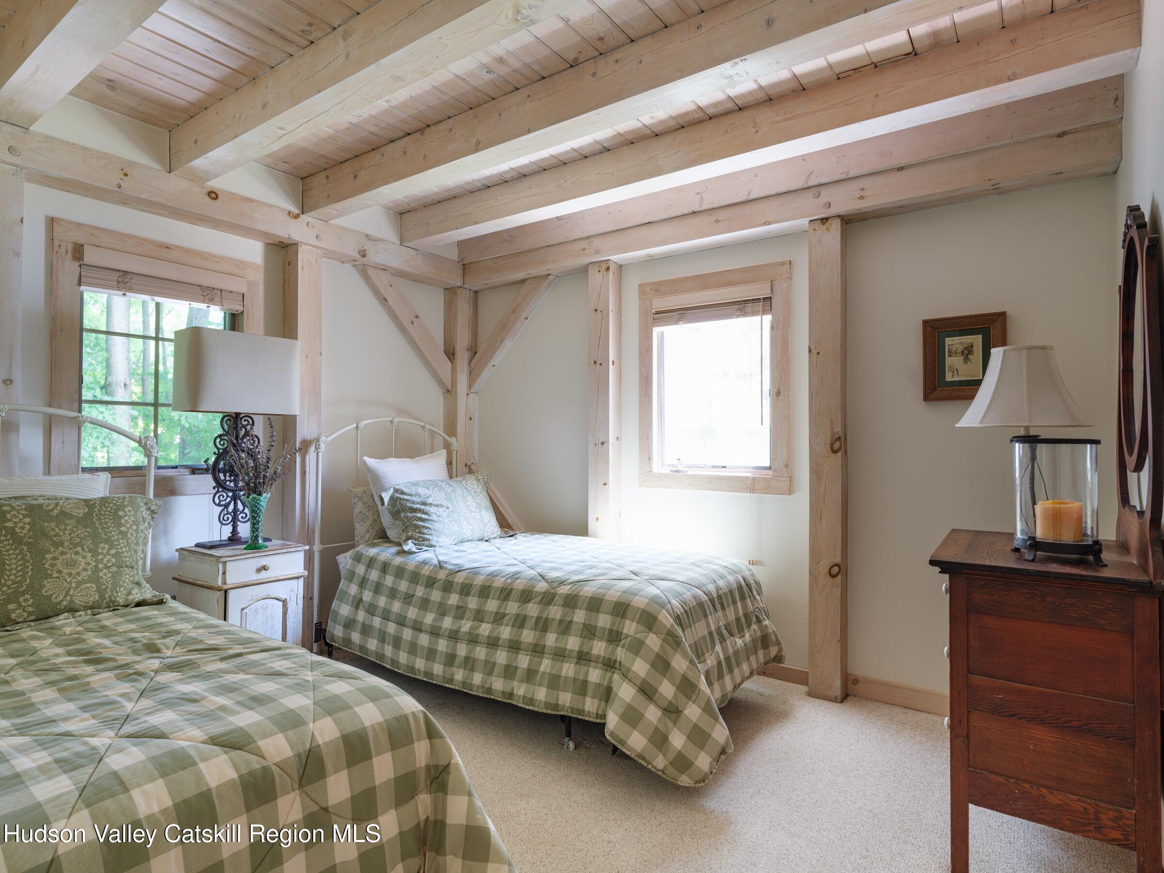 121 Queechy Lake Drive