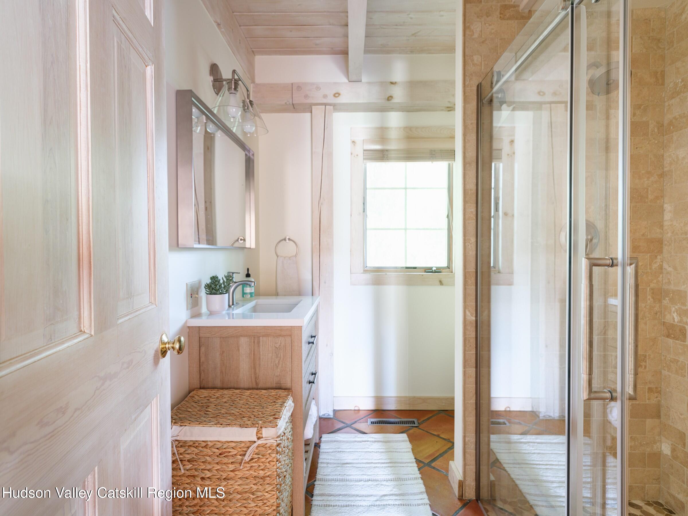 121 Queechy Lake Drive