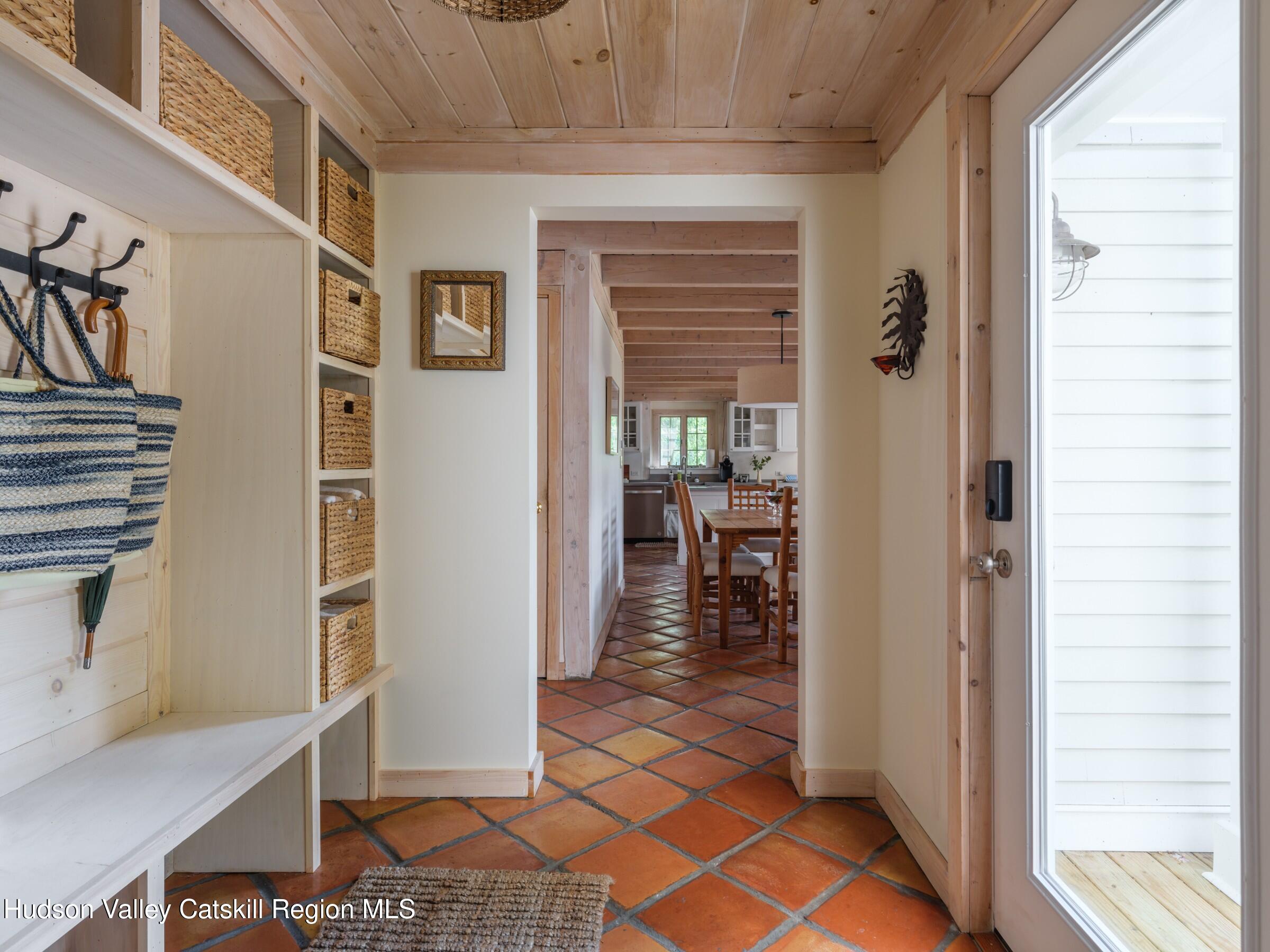 121 Queechy Lake Drive