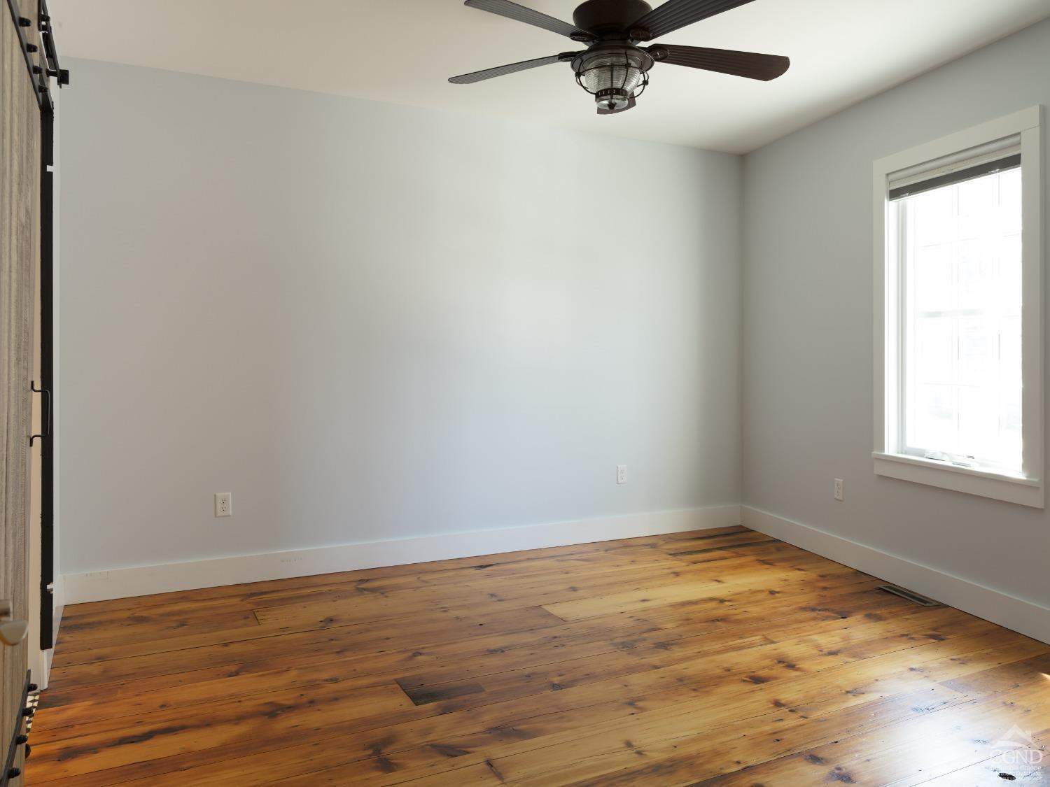 34 S Front Street Street Flr 1