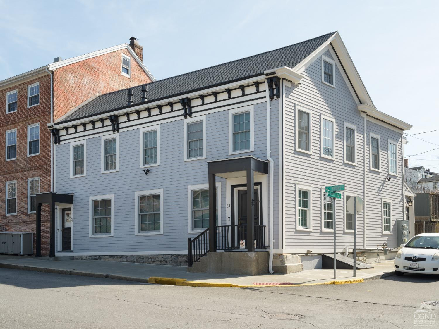 34 S Front Street Street Flr 1