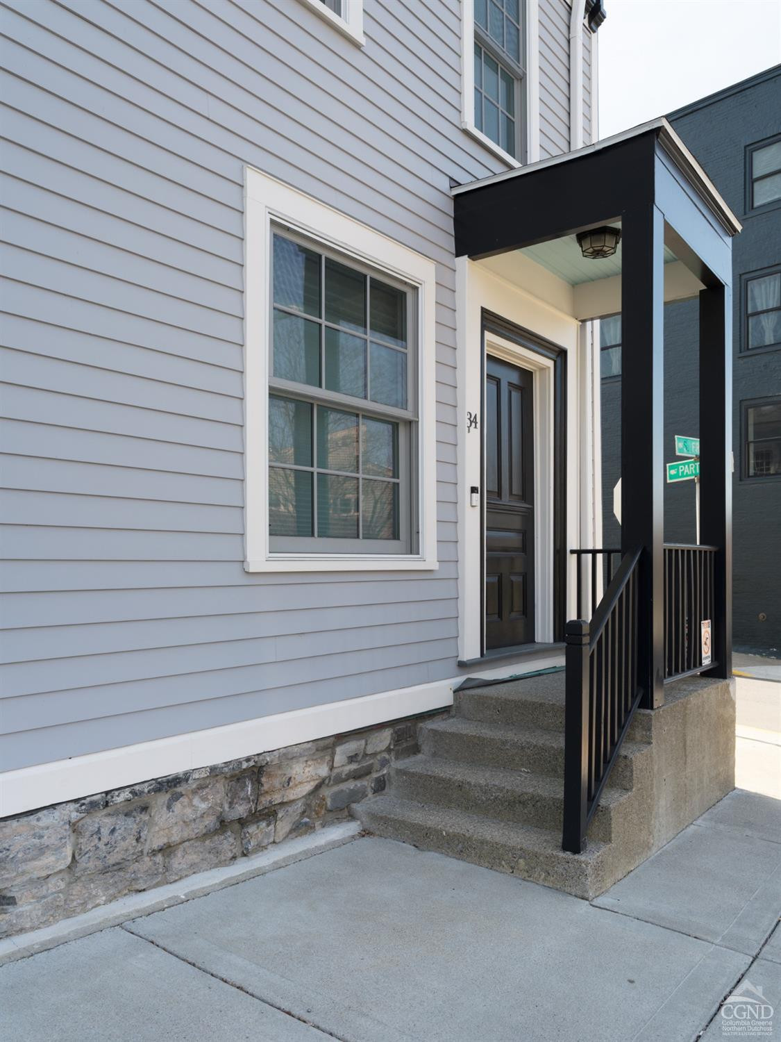 34 S Front Street Street Flr 1