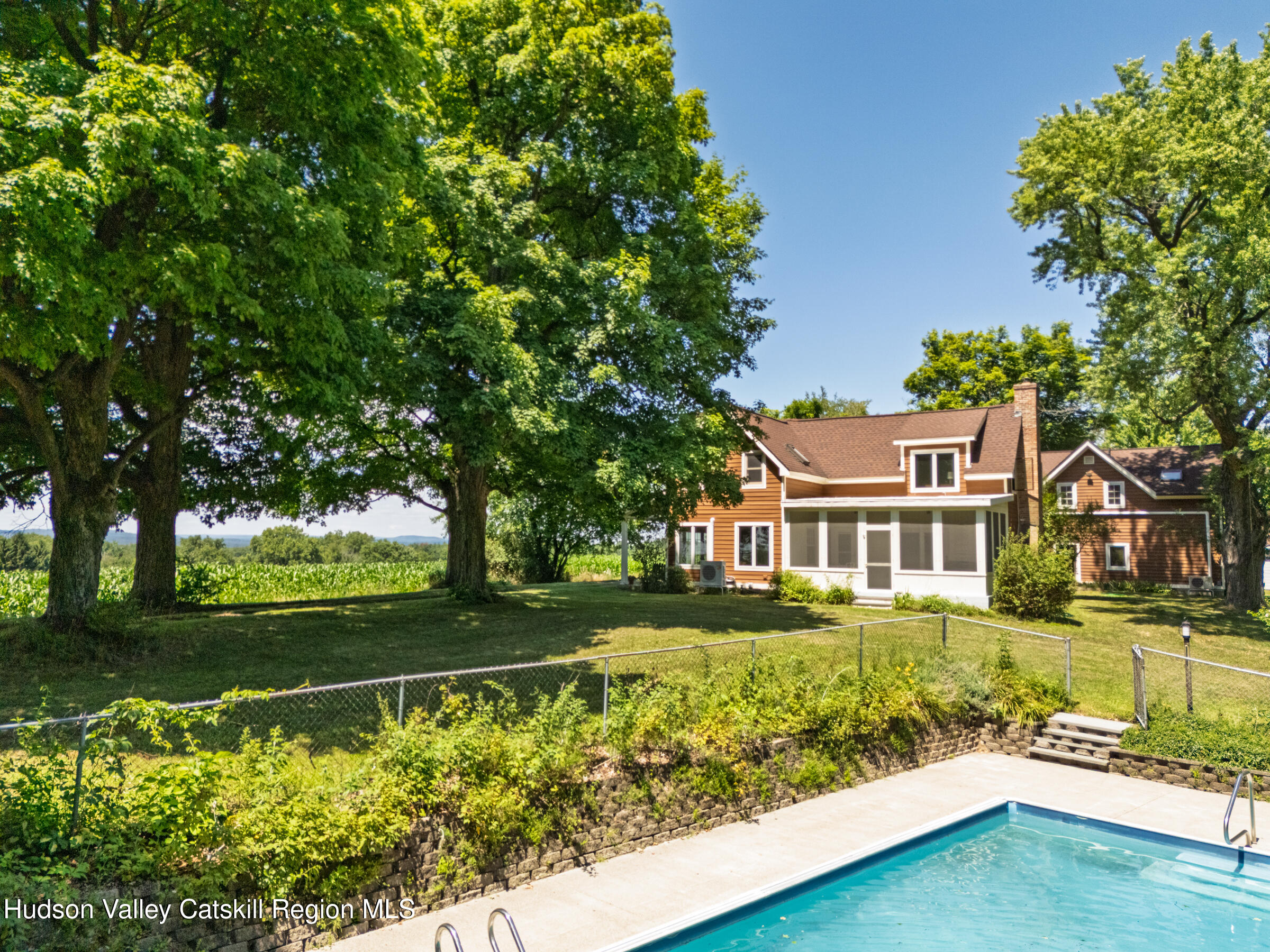 9 Breezy Ridge Road