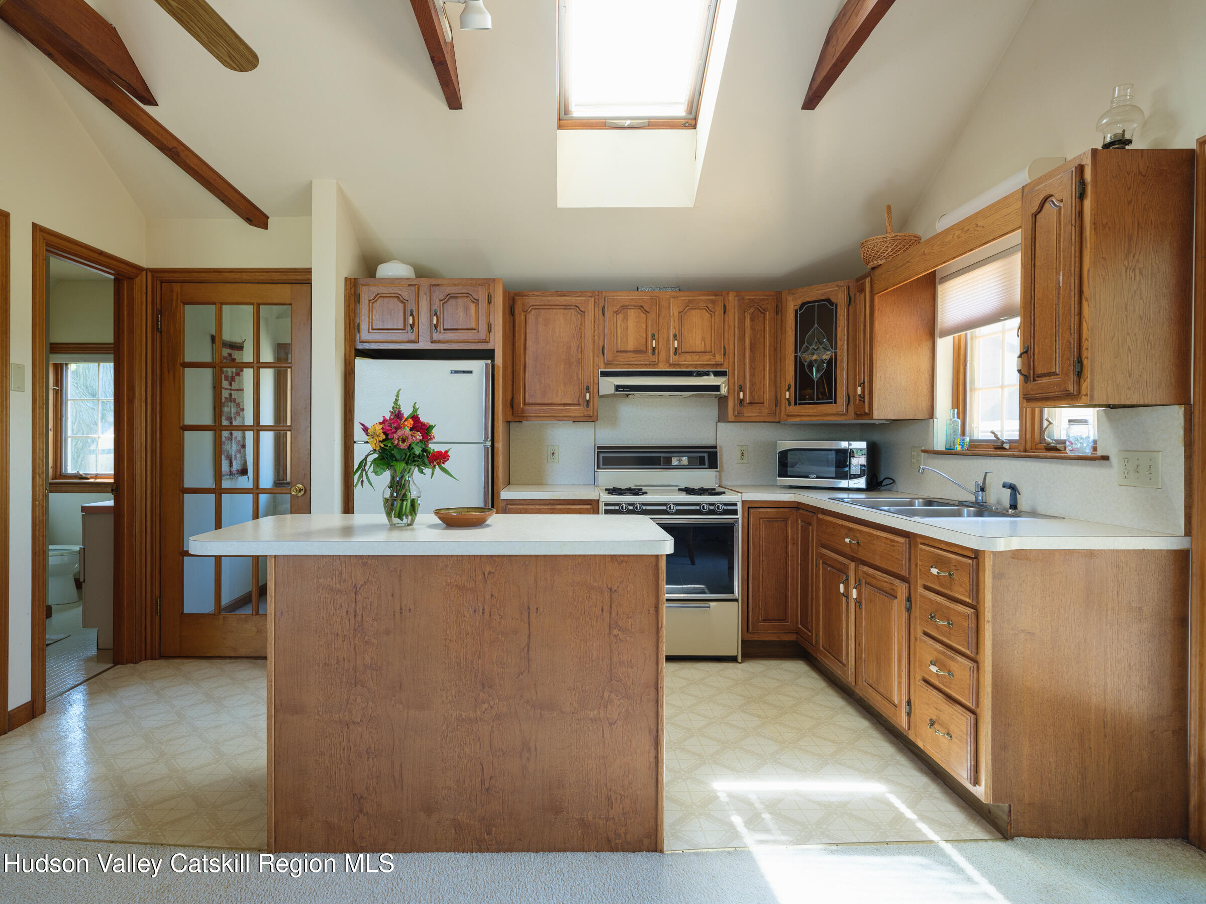 9 Breezy Ridge Road