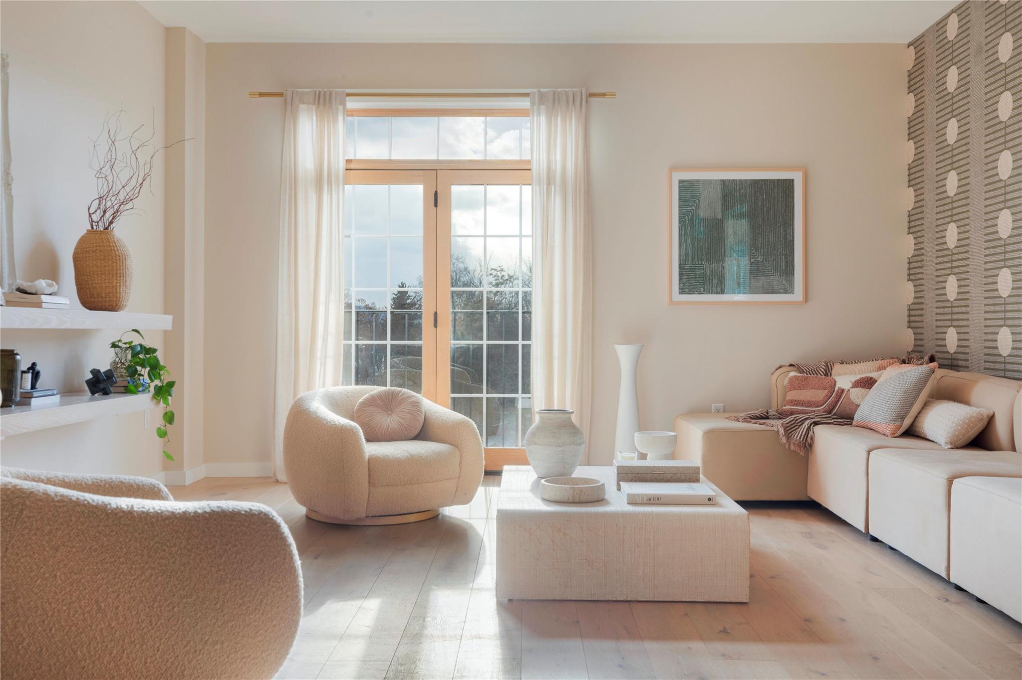 249 Main Street Unit: 401