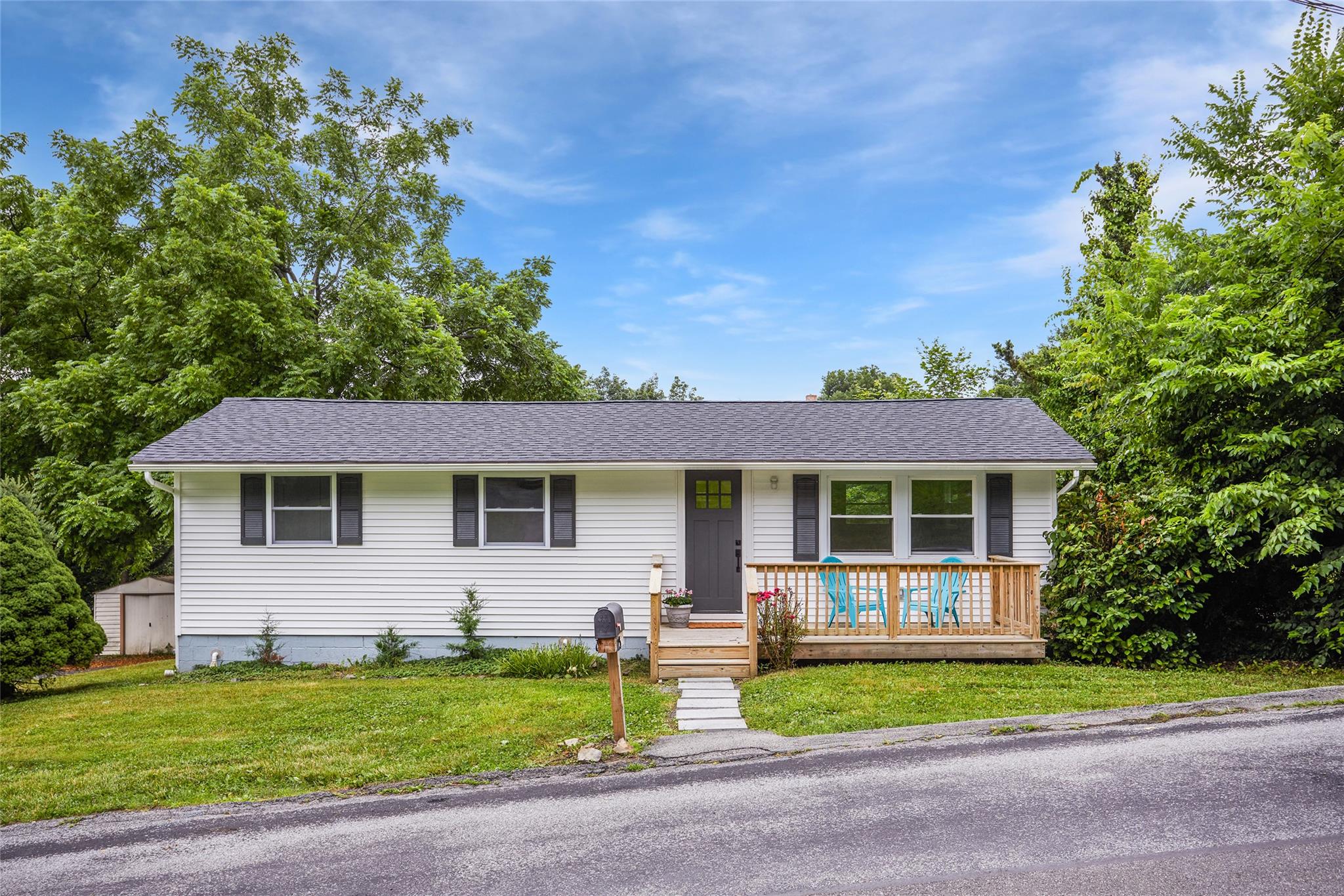25 Vandervoort Street