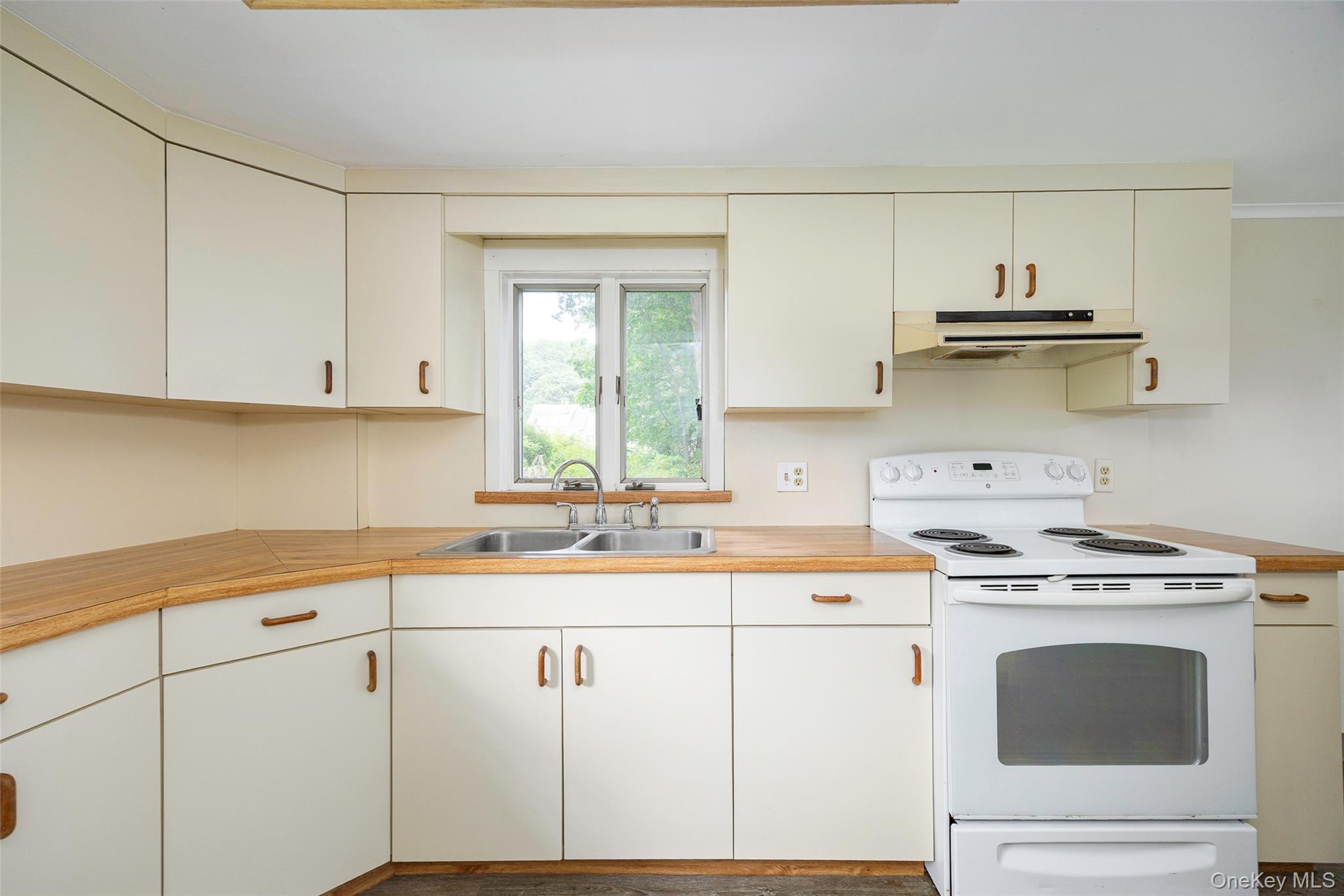 20-22 Kohlanaris Drive