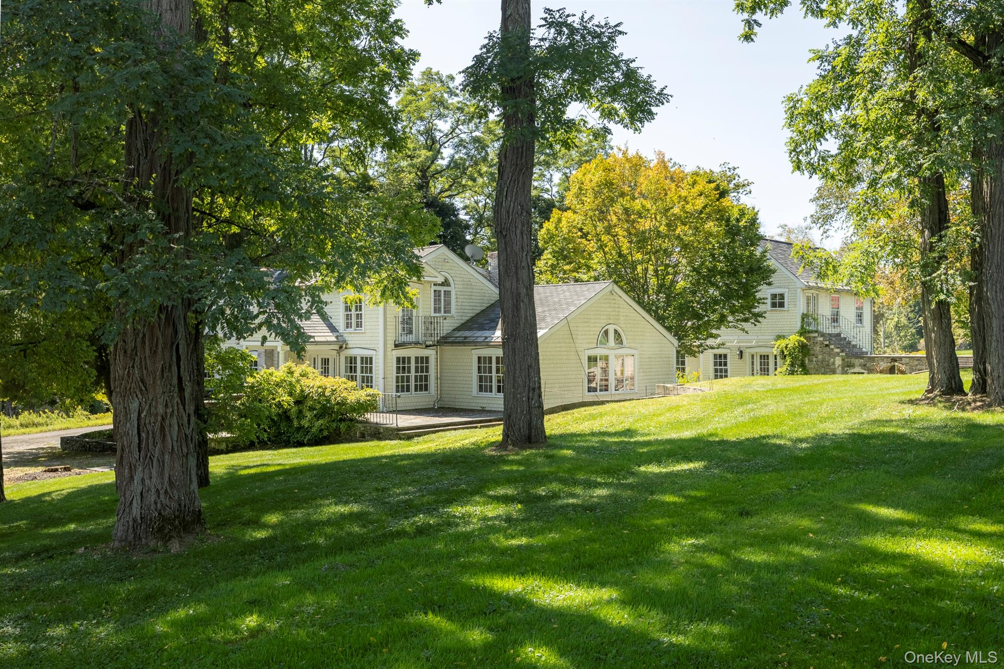 644-672 Tower Hill Road