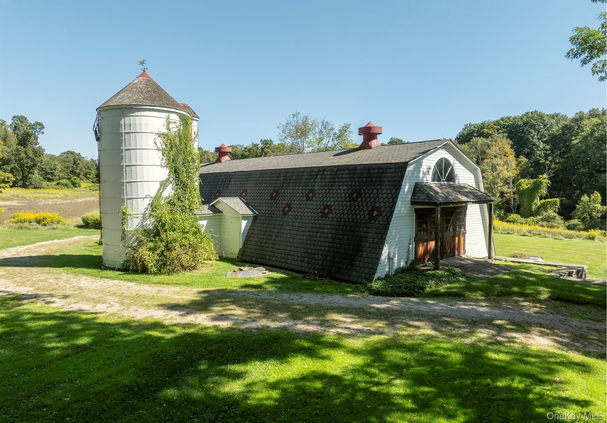 644-672 Tower Hill Road