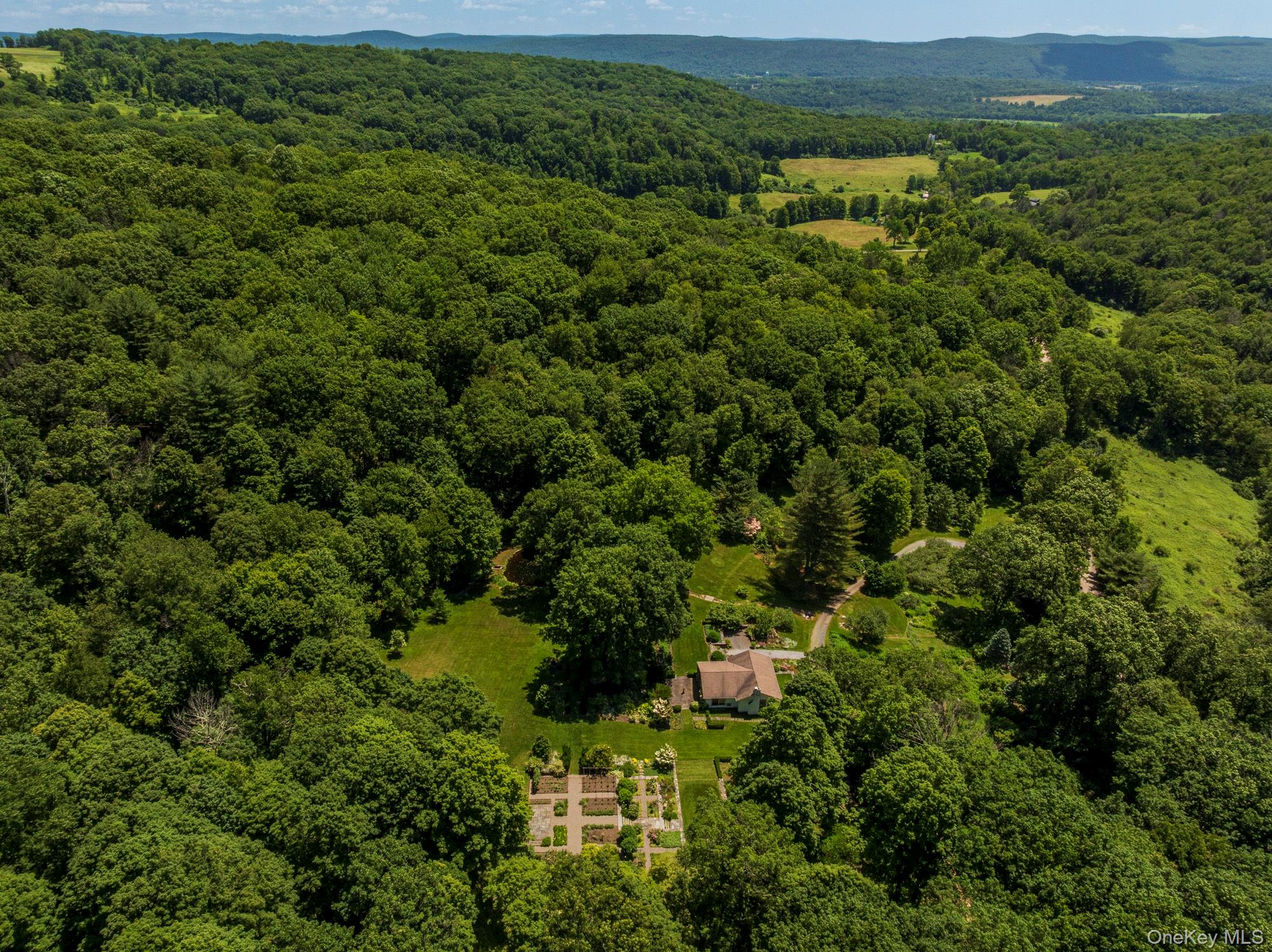 447 Butts Hollow Road