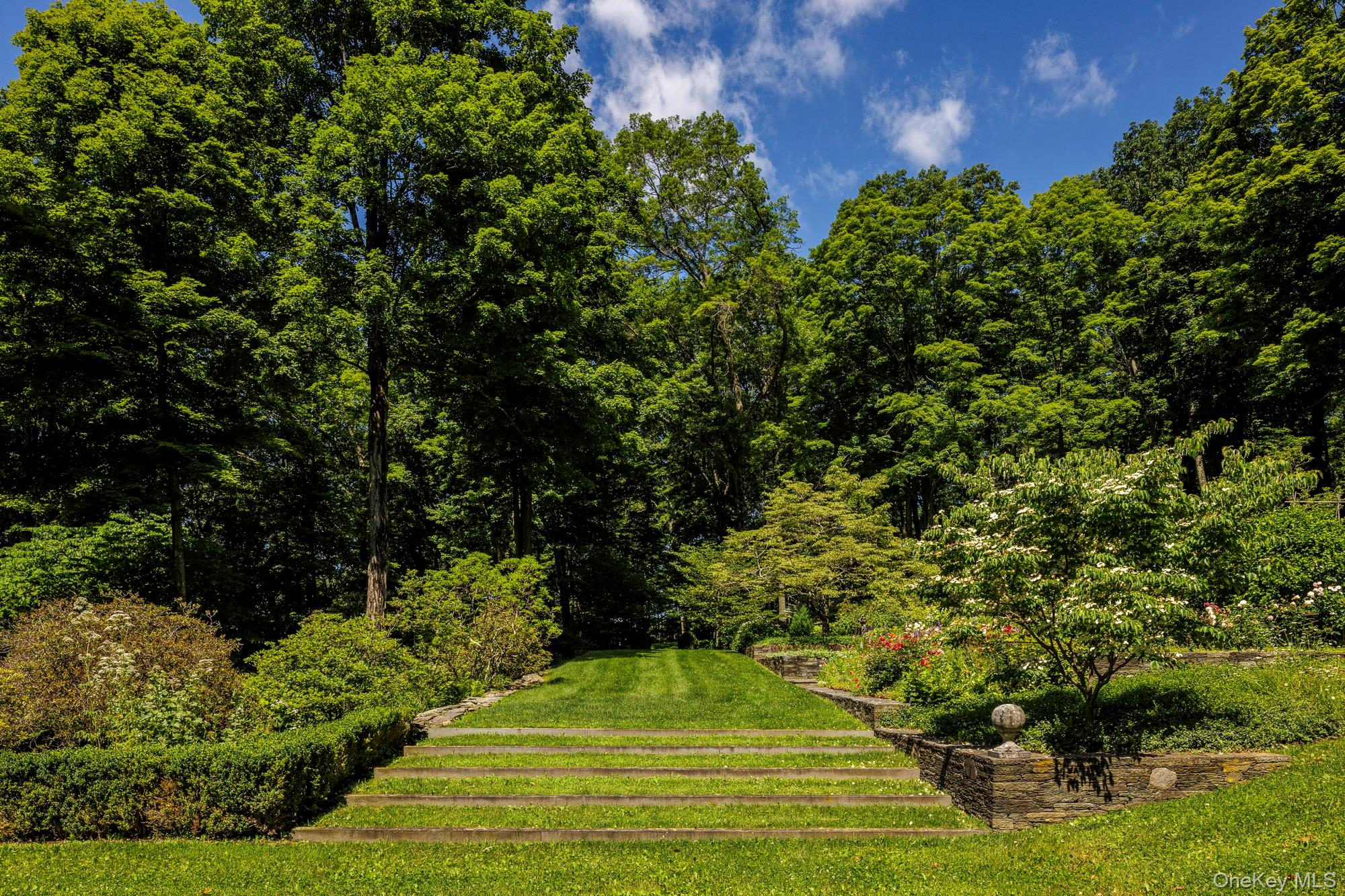 447 Butts Hollow Road