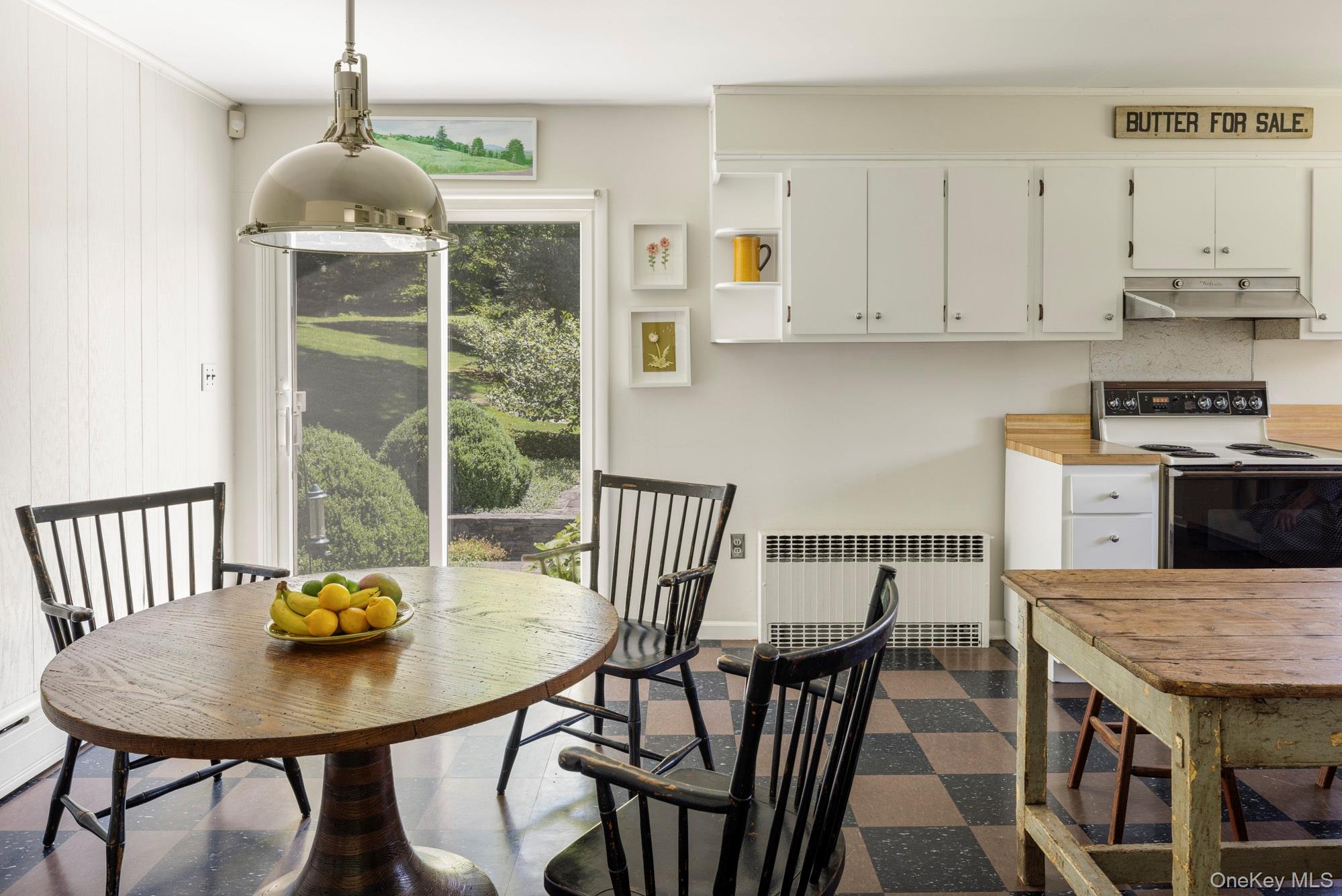 447 Butts Hollow Road