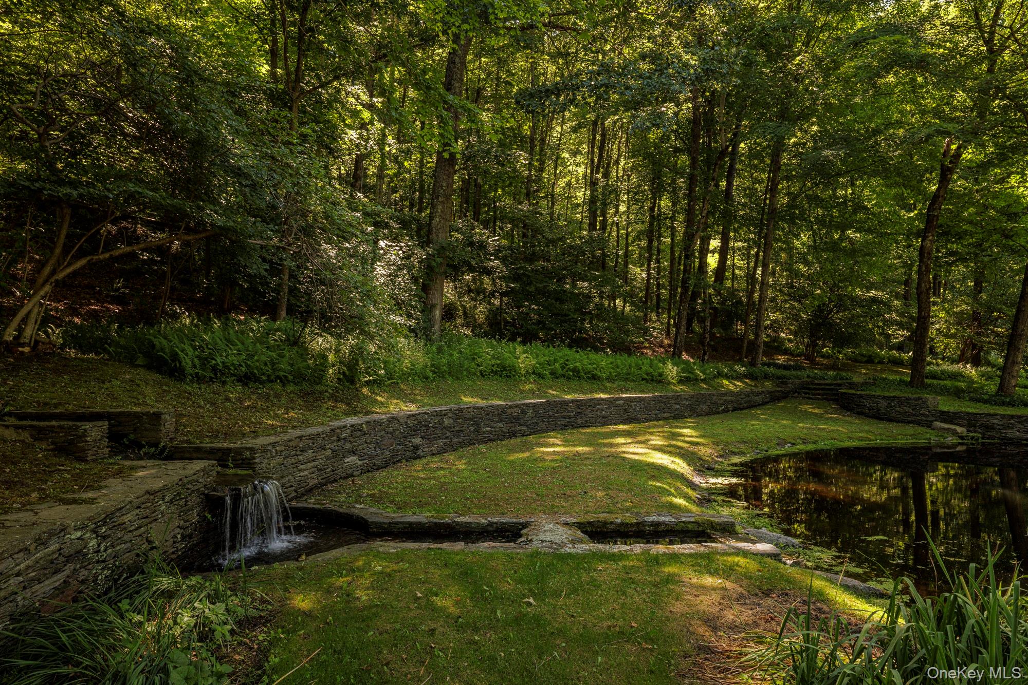 447 Butts Hollow Road