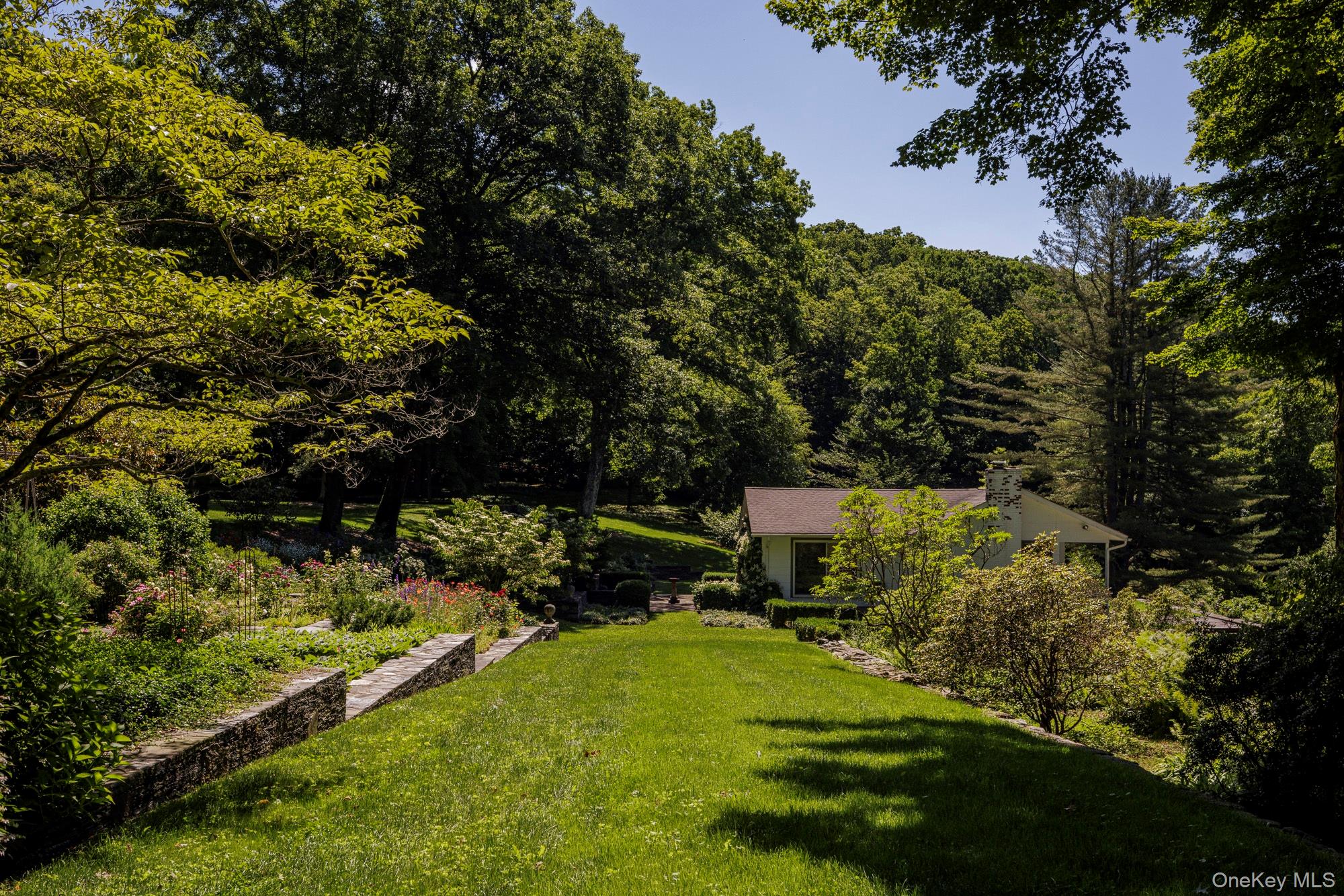 447 Butts Hollow Road