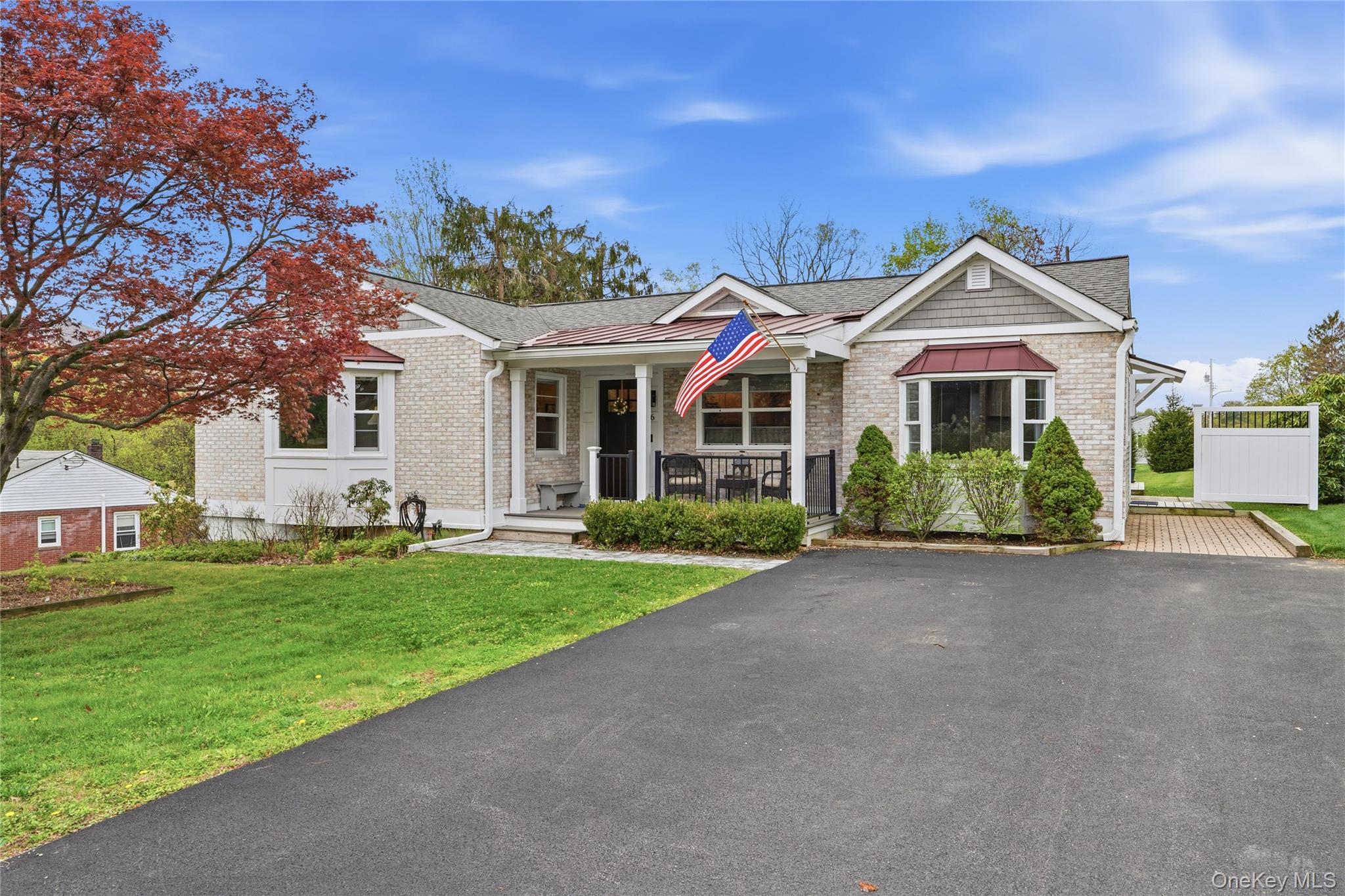 6 Willow Lane
