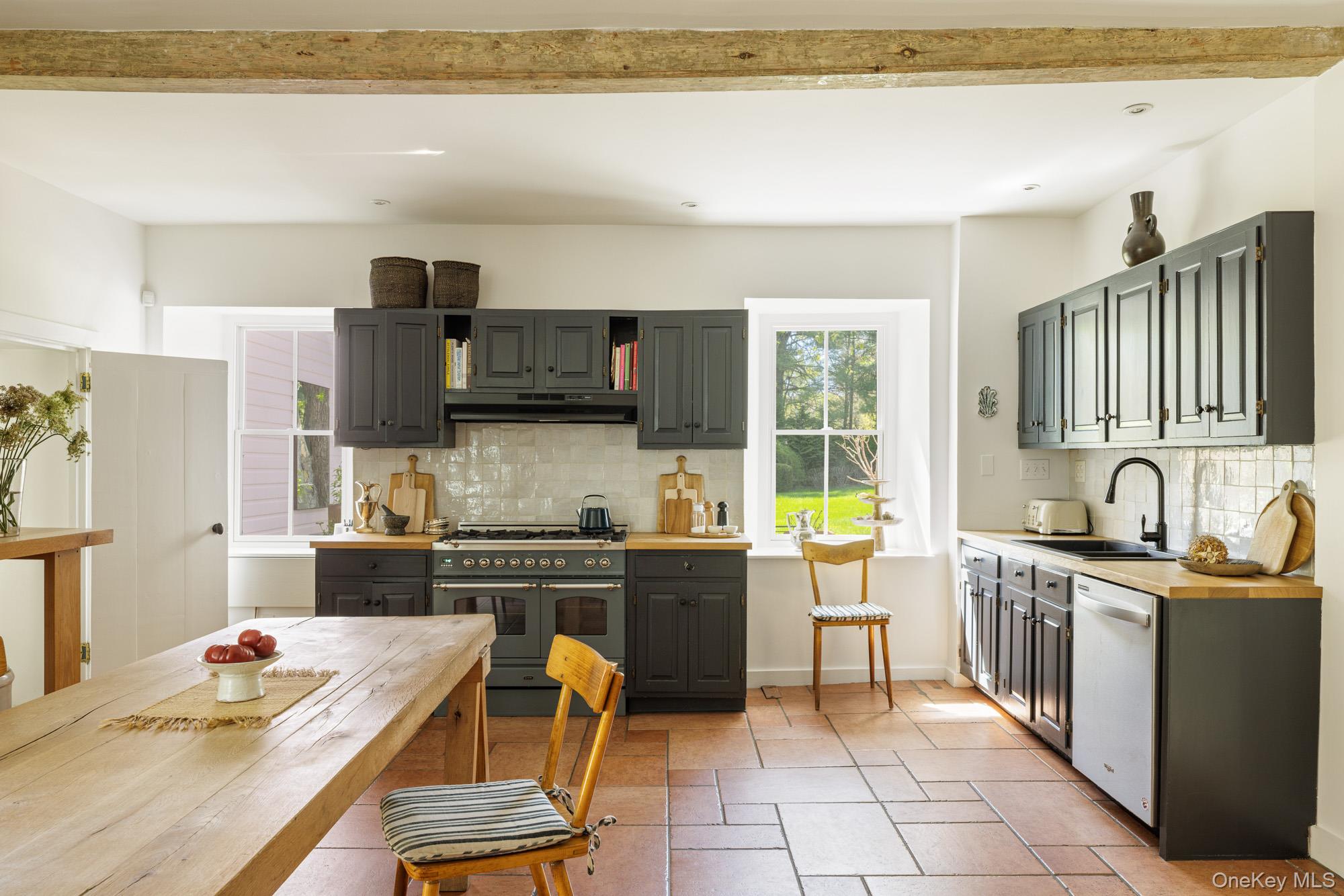 2461 Salt Point Turnpike