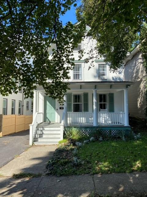 152 Montgomery Street