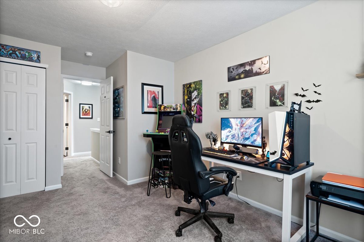 9479 Avon Strand Unit: APT A