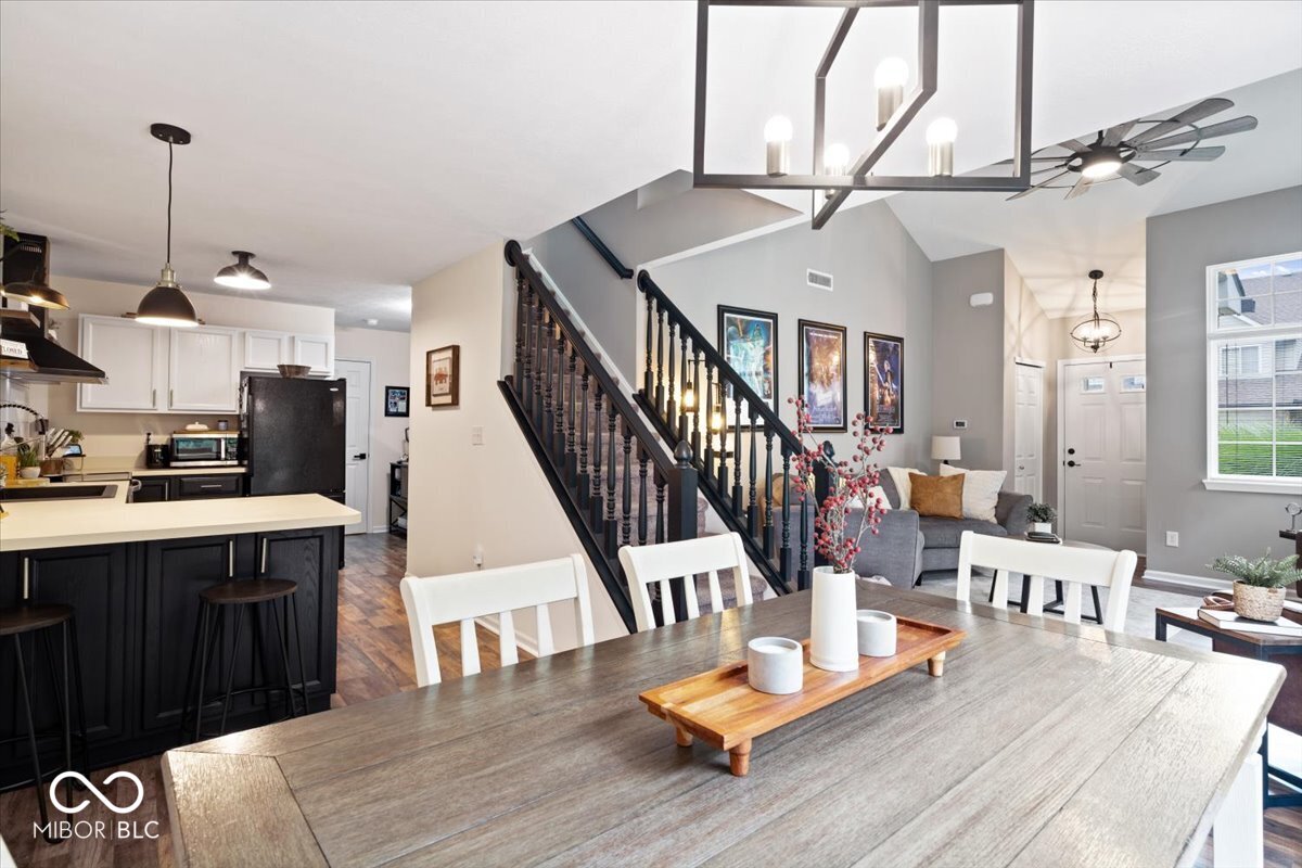 9479 Avon Strand Unit: APT A