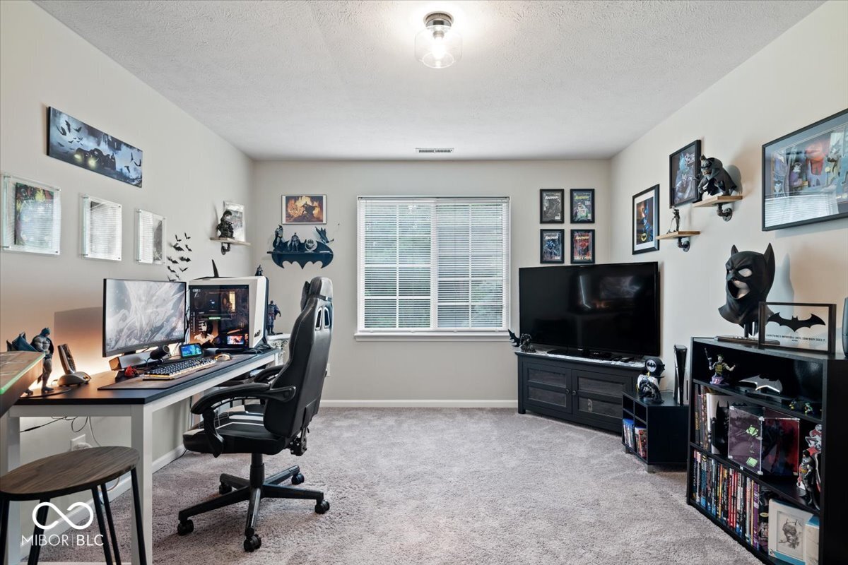 9479 Avon Strand Unit: APT A