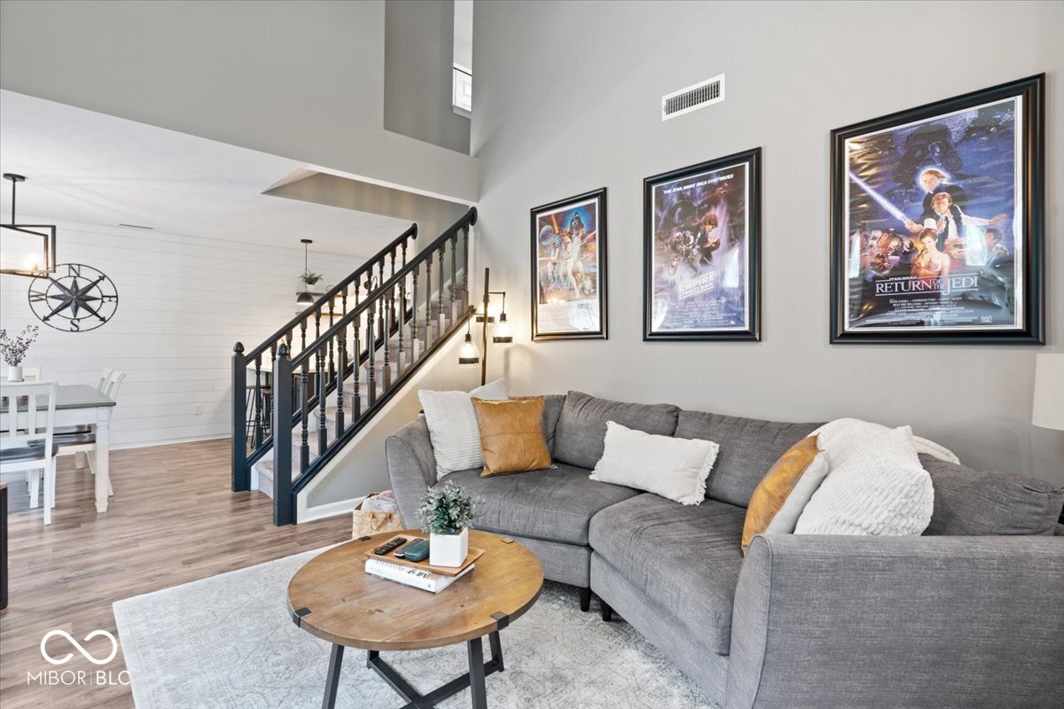 9479 Avon Strand Unit: APT A
