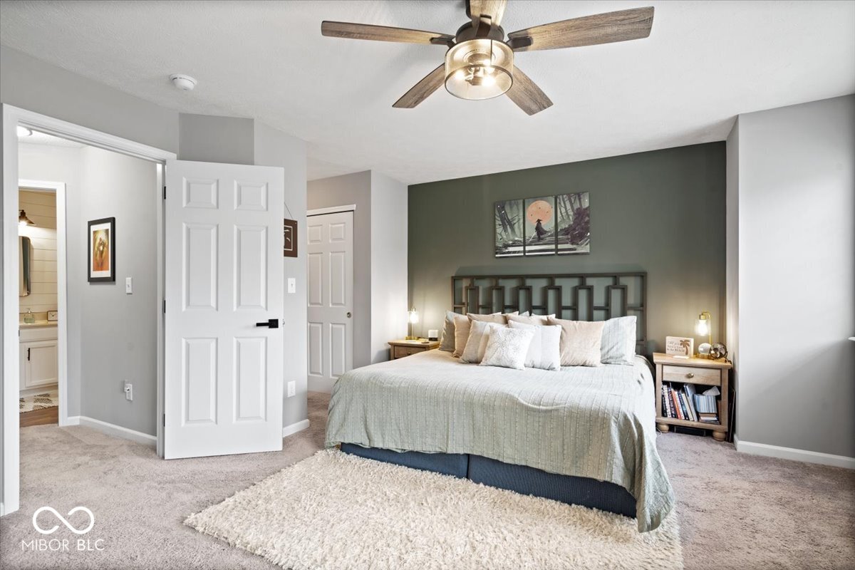 9479 Avon Strand Unit: APT A