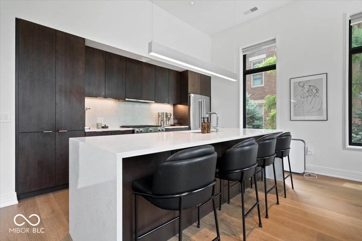 855 N East Street N Unit: 104-B